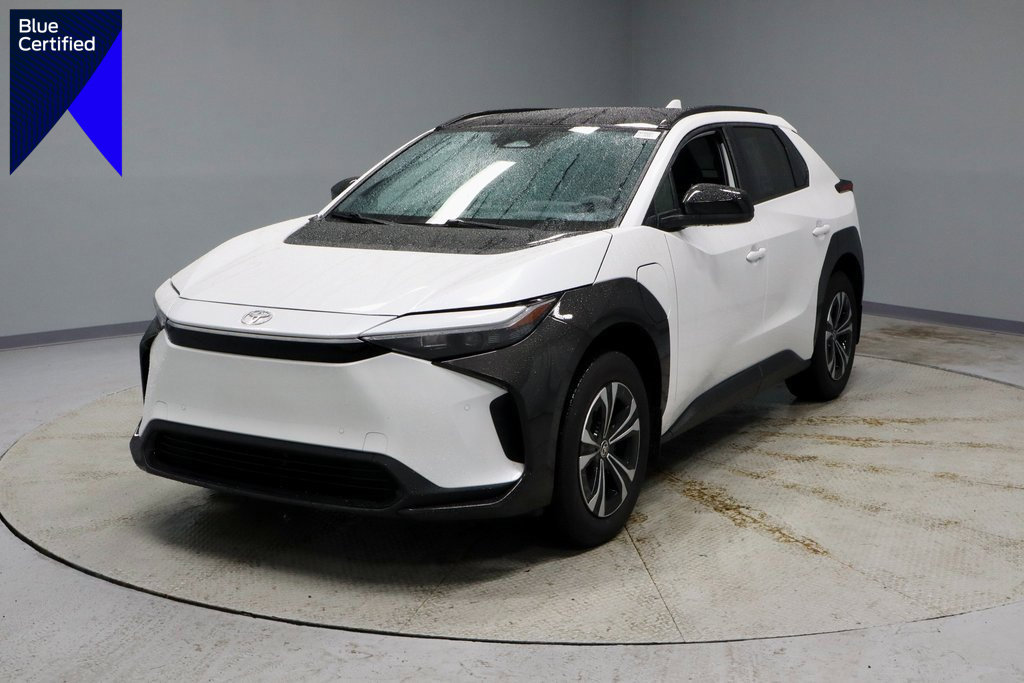 Used 2024 Toyota bZ4X XLE w/ Weather Package