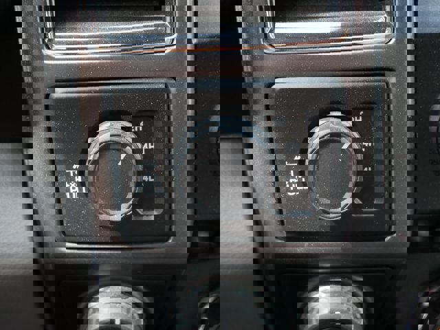 Certified 2018 Ford F150 XLT w/ Equipment Group 302A Luxury image 23