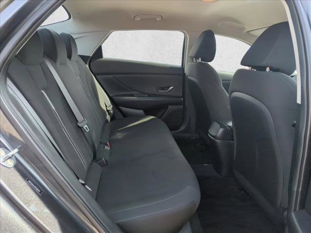 Used 2023 Hyundai Elantra SEL FWD image 20