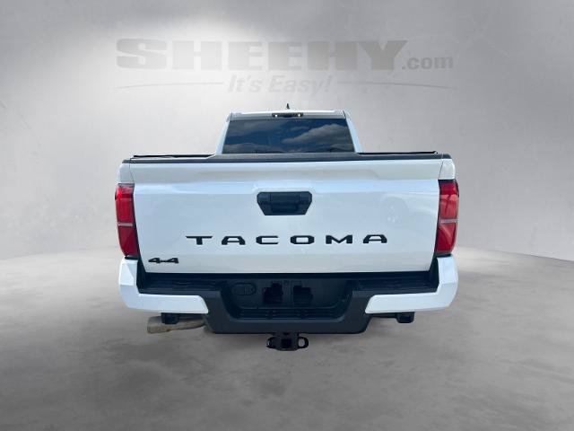 Used 2025 Toyota Tacoma TRD Sport AWD/4WD image 12