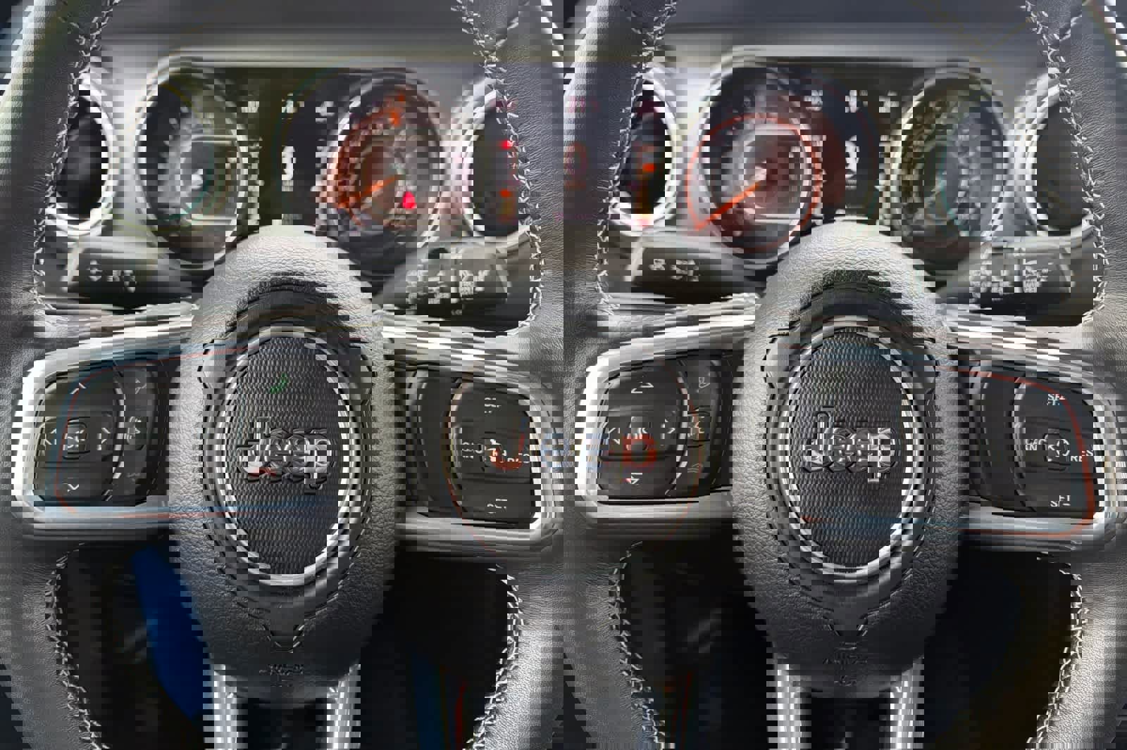 Used 2022 Jeep Wrangler Unlimited Sahara w/ Cold Weather Group image 24