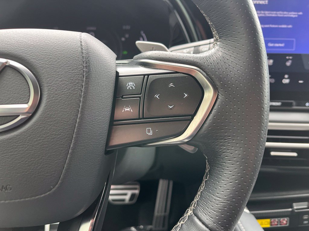 Used 2023 Lexus RX 500h F Sport w/ Accessory Package (2T) AWD/4WD image 29