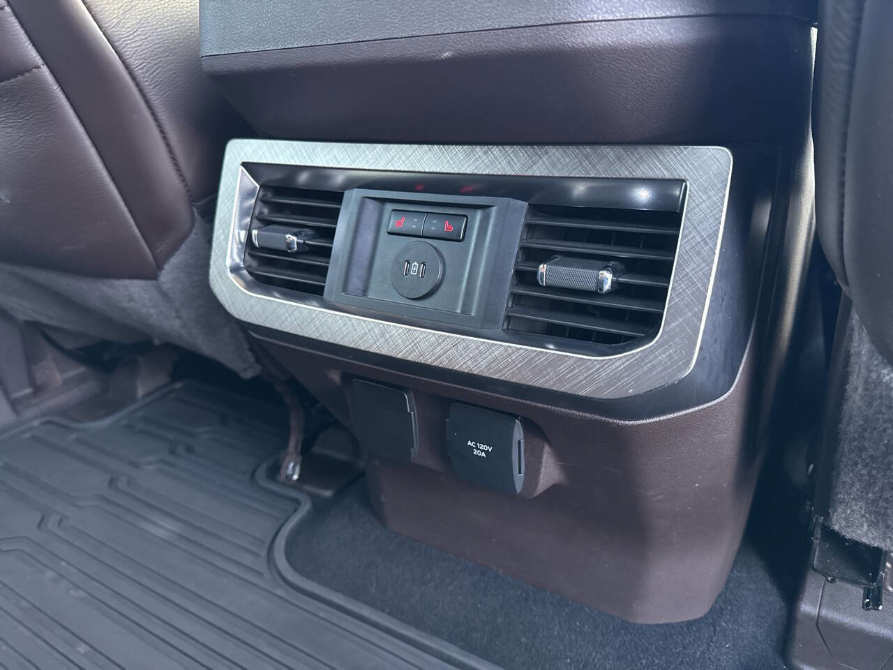 Certified 2024 Ford F350 King Ranch w/ Chrome Package image 21