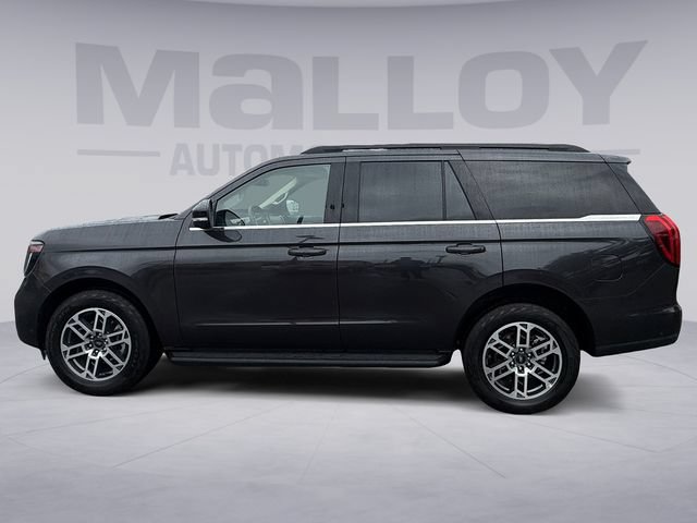 Certified 2025 Ford Expedition Active AWD/4WD image 2