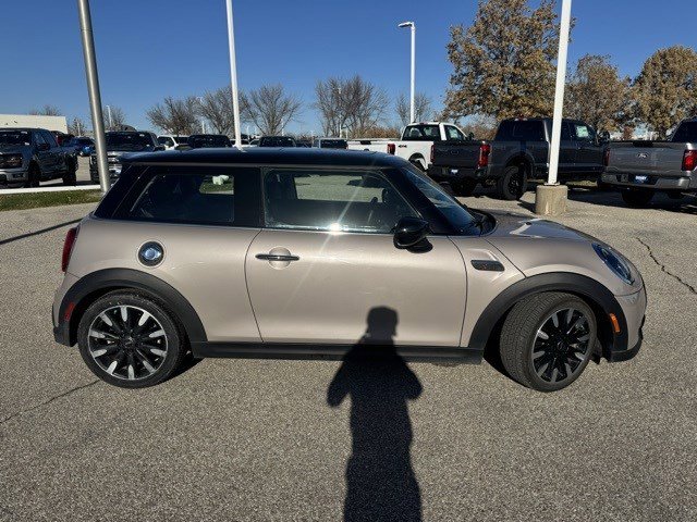 Used 2023 MINI Cooper S image 9