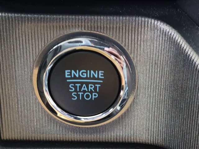 Certified 2025 Ford F350 Platinum AWD/4WD image 28