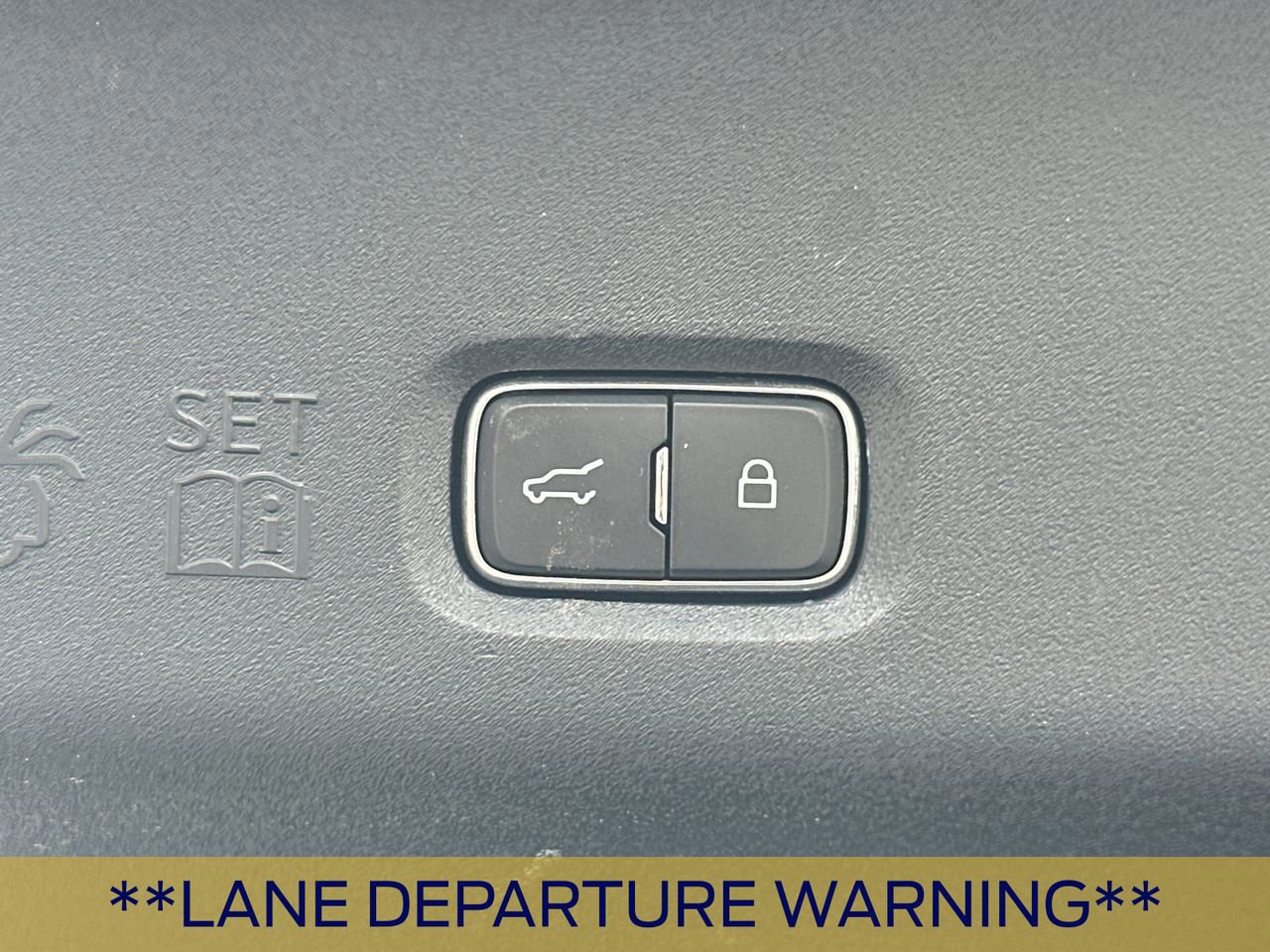 Certified 2025 Ford Expedition Active RWD image 21