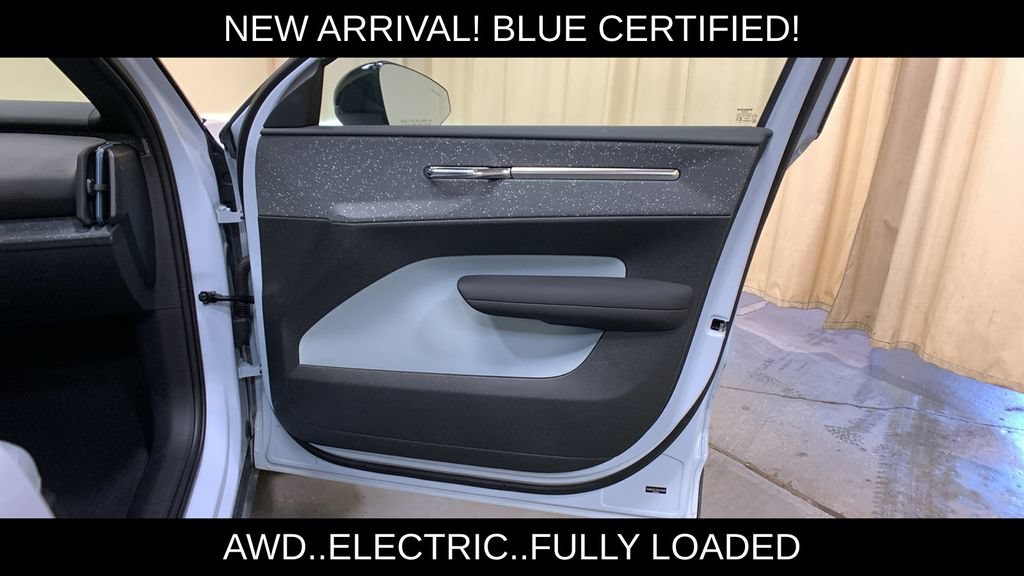 Used 2025 Volvo EX30 Ultra w/ Climate Package AWD/4WD image 10