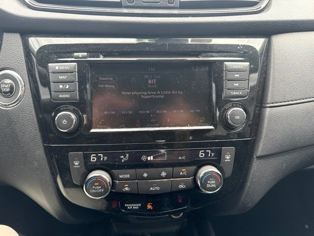Used 2020 Nissan Rogue SV FWD image 10