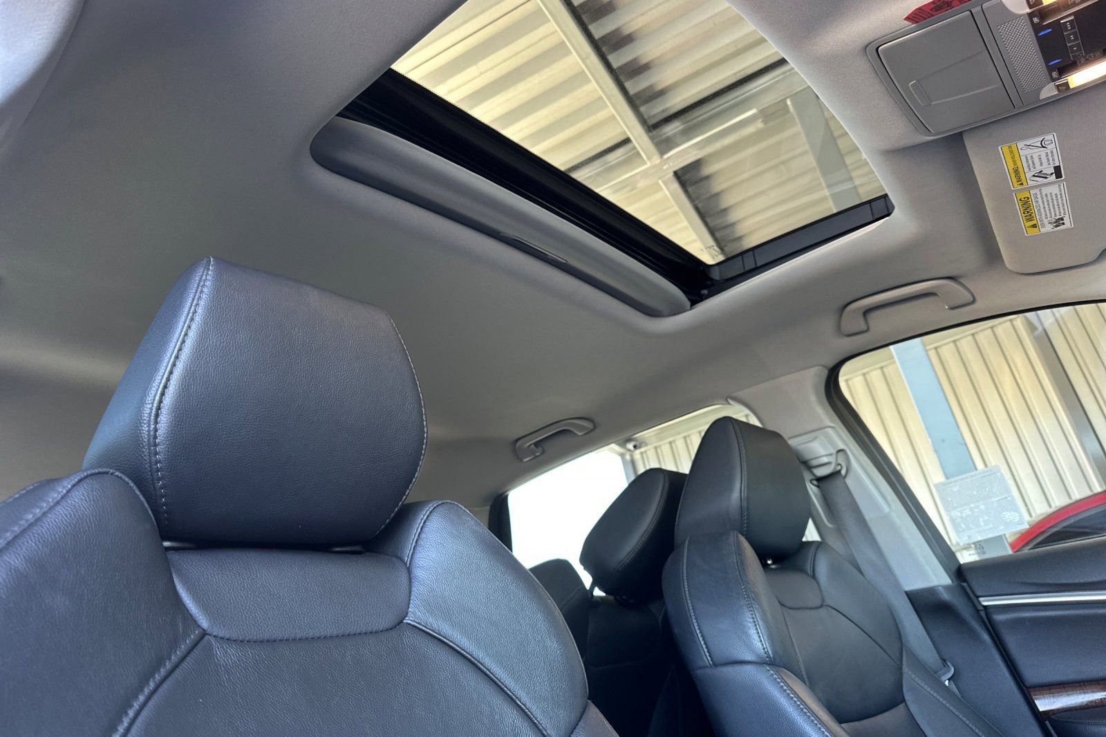 Used 2018 Acura MDX SH-AWD image 19