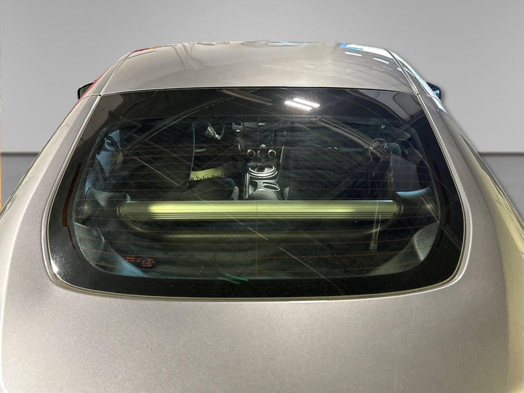 Used 2020 Nissan 370Z Coupe RWD image 16