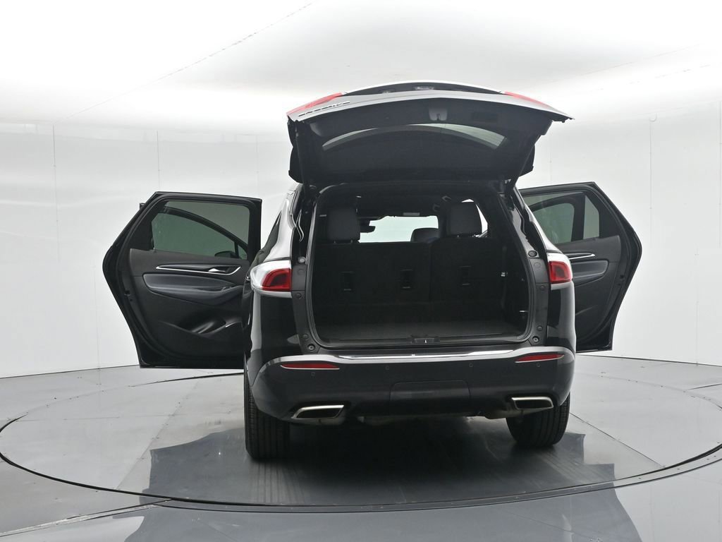 Used 2024 Buick Enclave Premium image 61