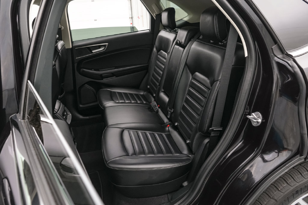 Certified 2024 Ford Edge SEL w/ Convenience Package AWD/4WD image 18