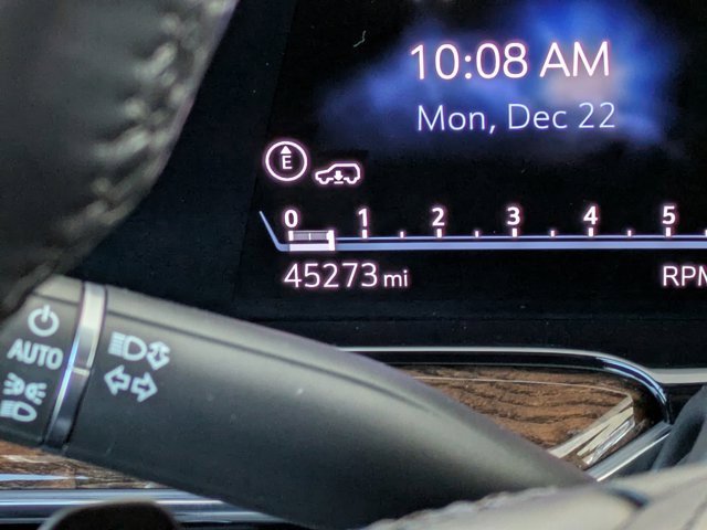 Used 2021 Cadillac Escalade Sport Platinum w/ Heavy-Duty Trailer Package image 32