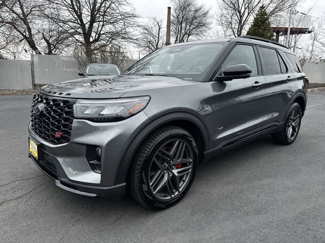 Certified 2025 Ford Explorer ST w/ Sun And Sound Package image 9