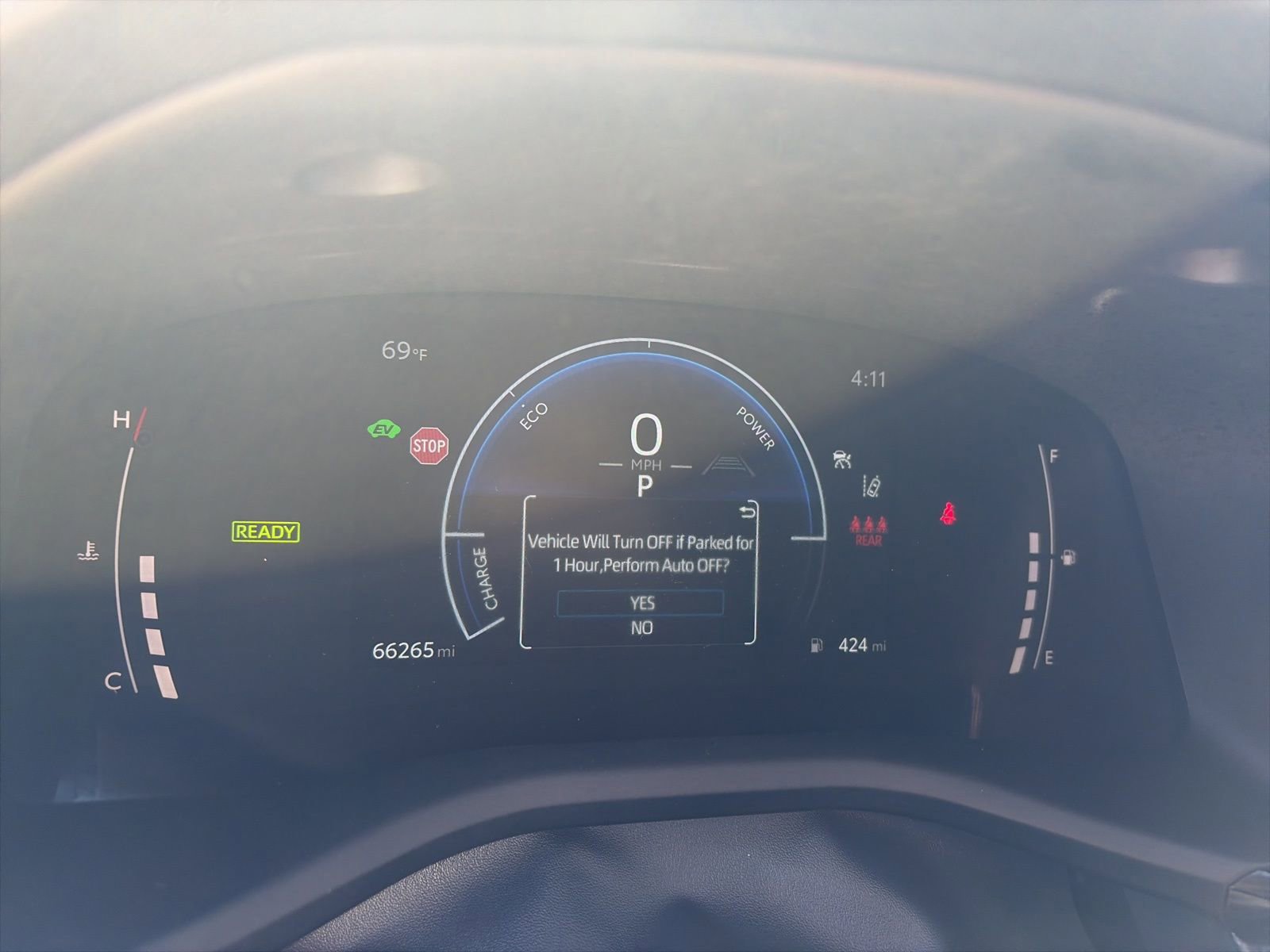 Used 2025 Toyota Camry LE image 18