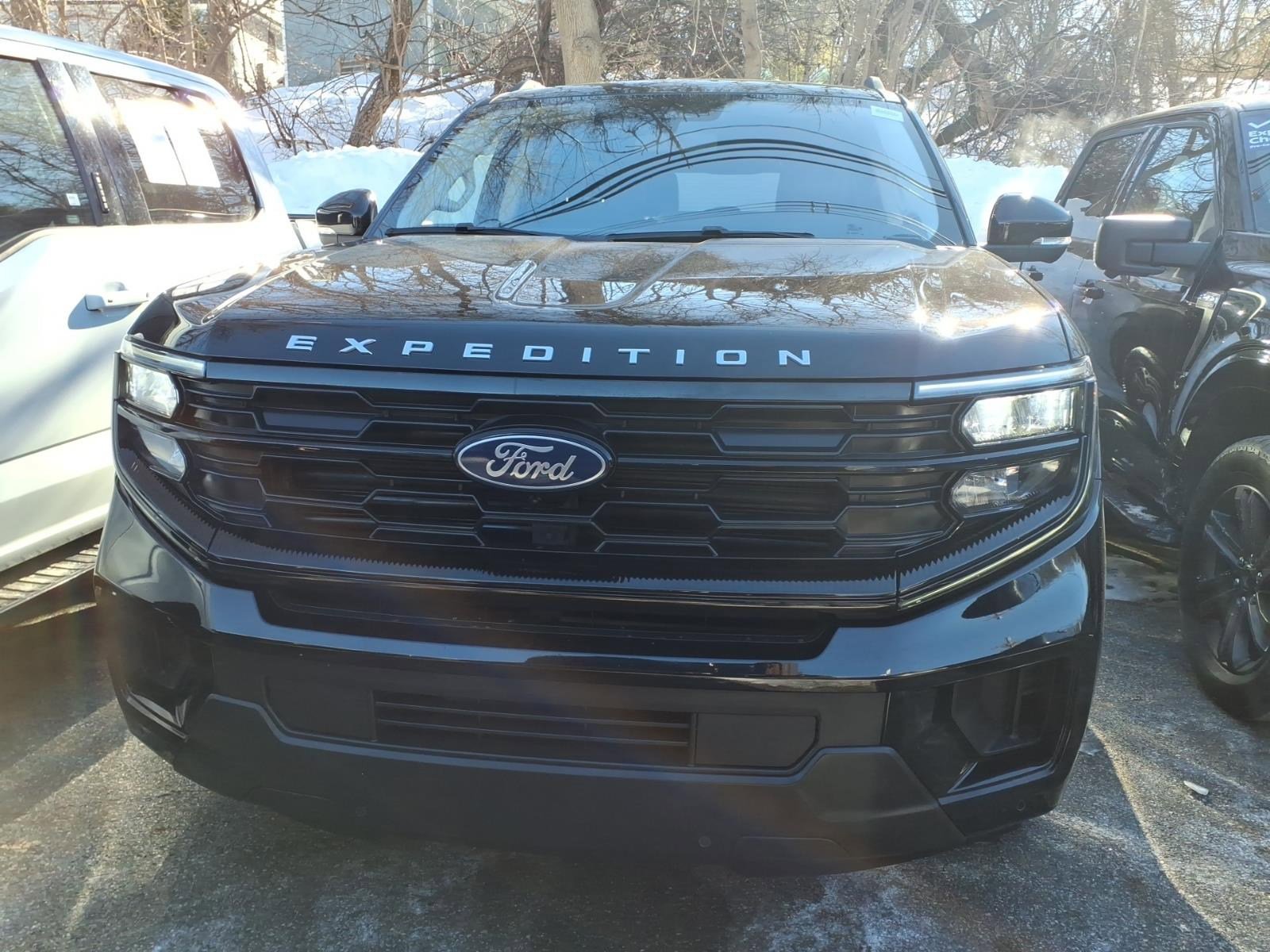 Certified 2025 Ford Expedition Max Active AWD/4WD video 2