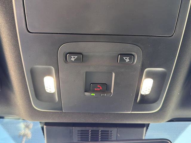 Used 2025 Toyota Camry SE w/ Convenience Package image 20