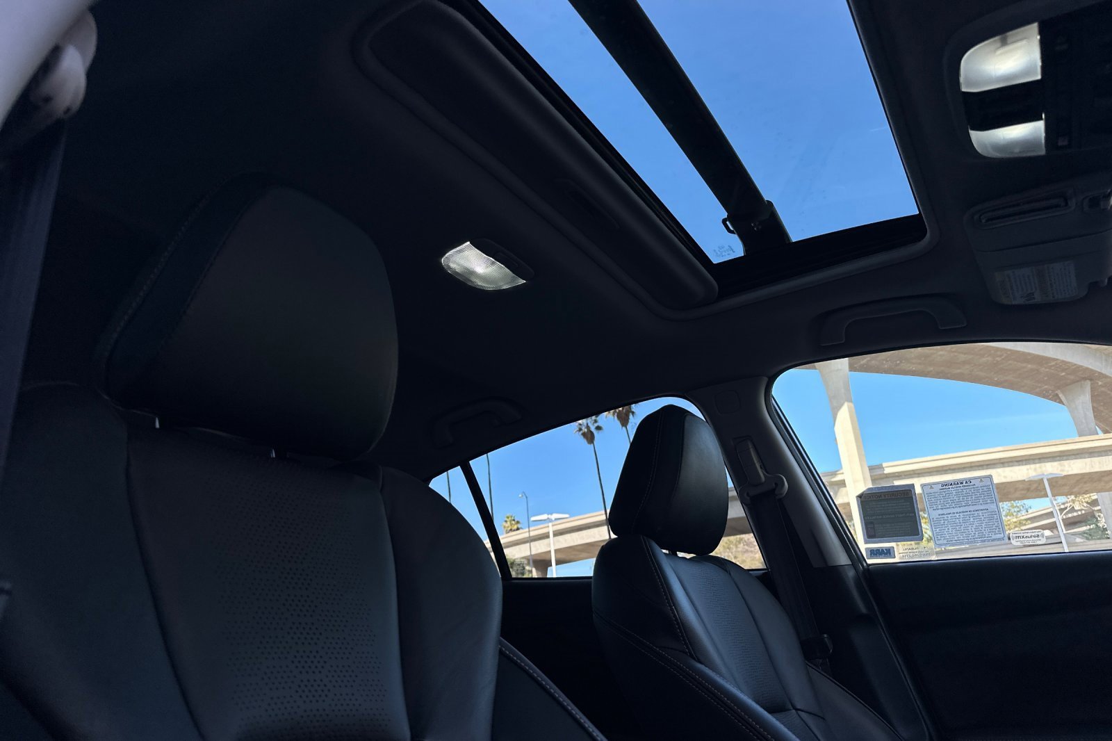 Used 2022 Subaru Crosstrek 2.5i Limited w/ Moonroof Package 2 image 16