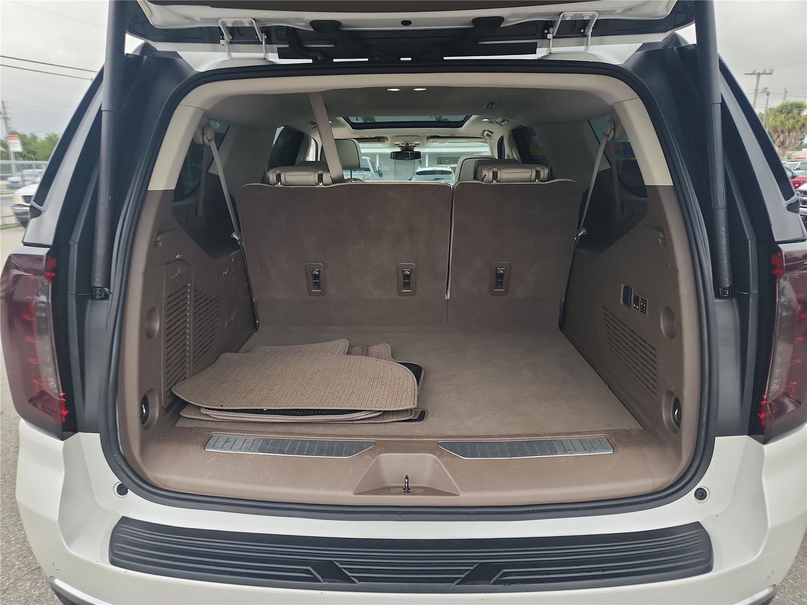 Used 2022 GMC Yukon XL Denali image 21