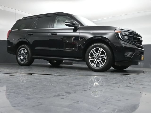 Certified 2025 Ford Expedition Active AWD/4WD image 37