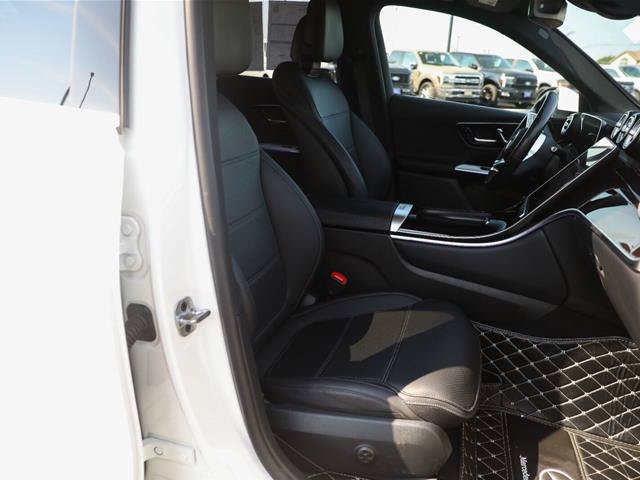 Used 2023 Mercedes-Benz GLC 300 4MATIC image 29
