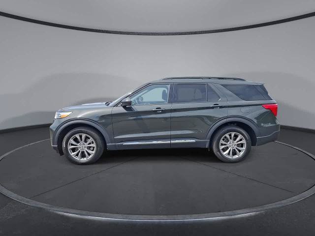 Certified 2023 Ford Explorer XLT w/ Equipment Group 202A AWD/4WD image 5