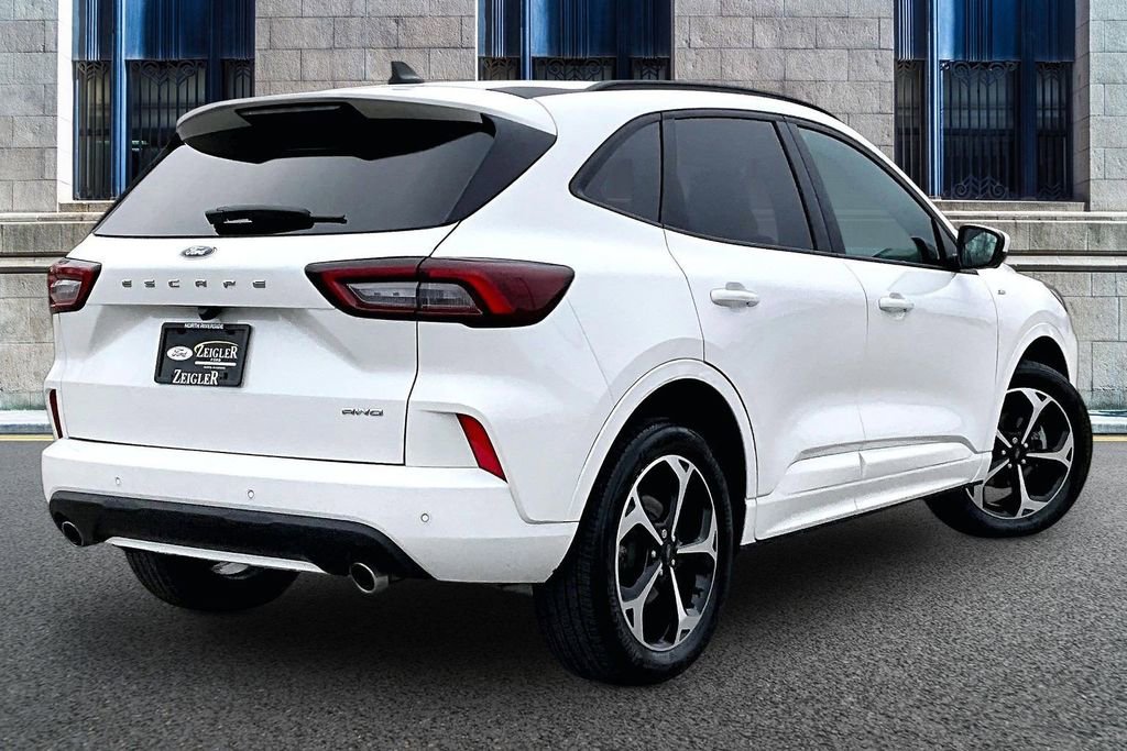 Certified 2023 Ford Escape ST-Line Select w/ Tech Pack #2 AWD/4WD image 11
