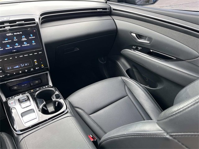 Used 2024 Hyundai Tucson Limited image 16