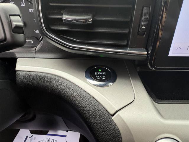 Certified 2021 Ford Explorer XLT w/ Equipment Group 202A AWD/4WD image 15