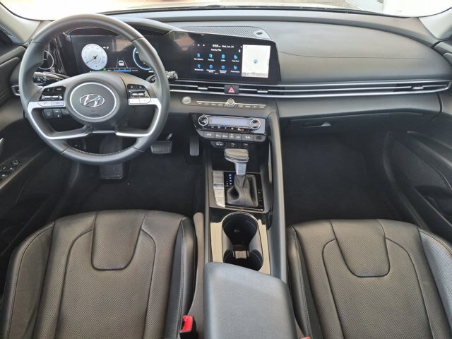 Used 2023 Hyundai Elantra Limited FWD image 32