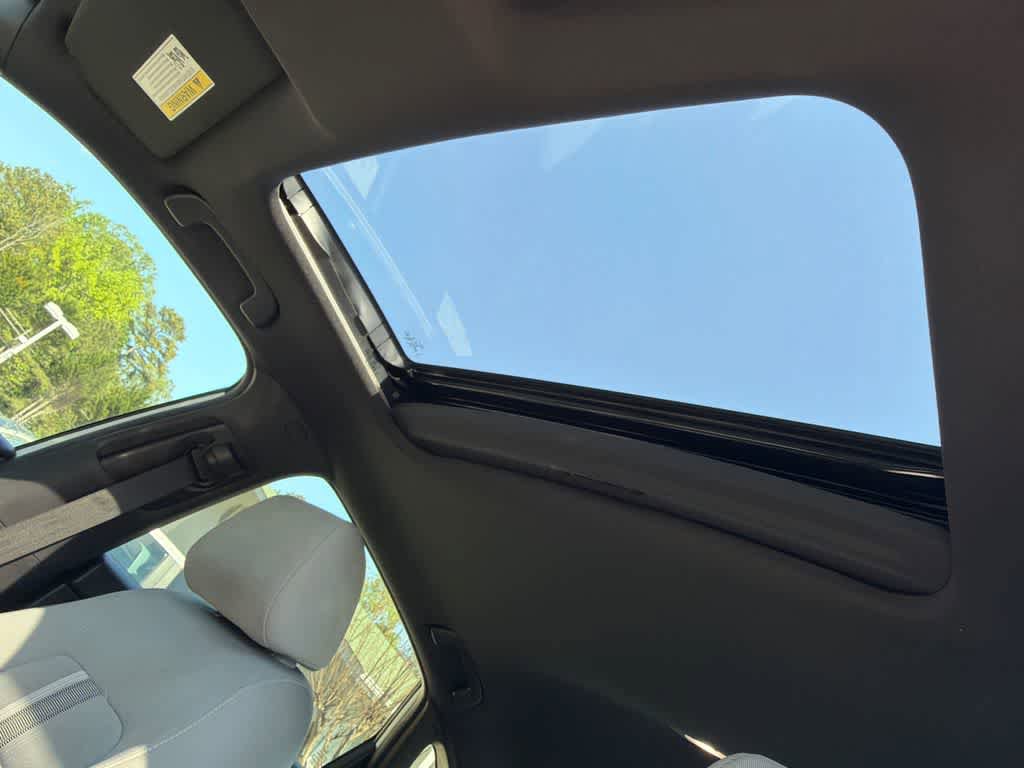 Used 2025 Honda Civic Sport image 31