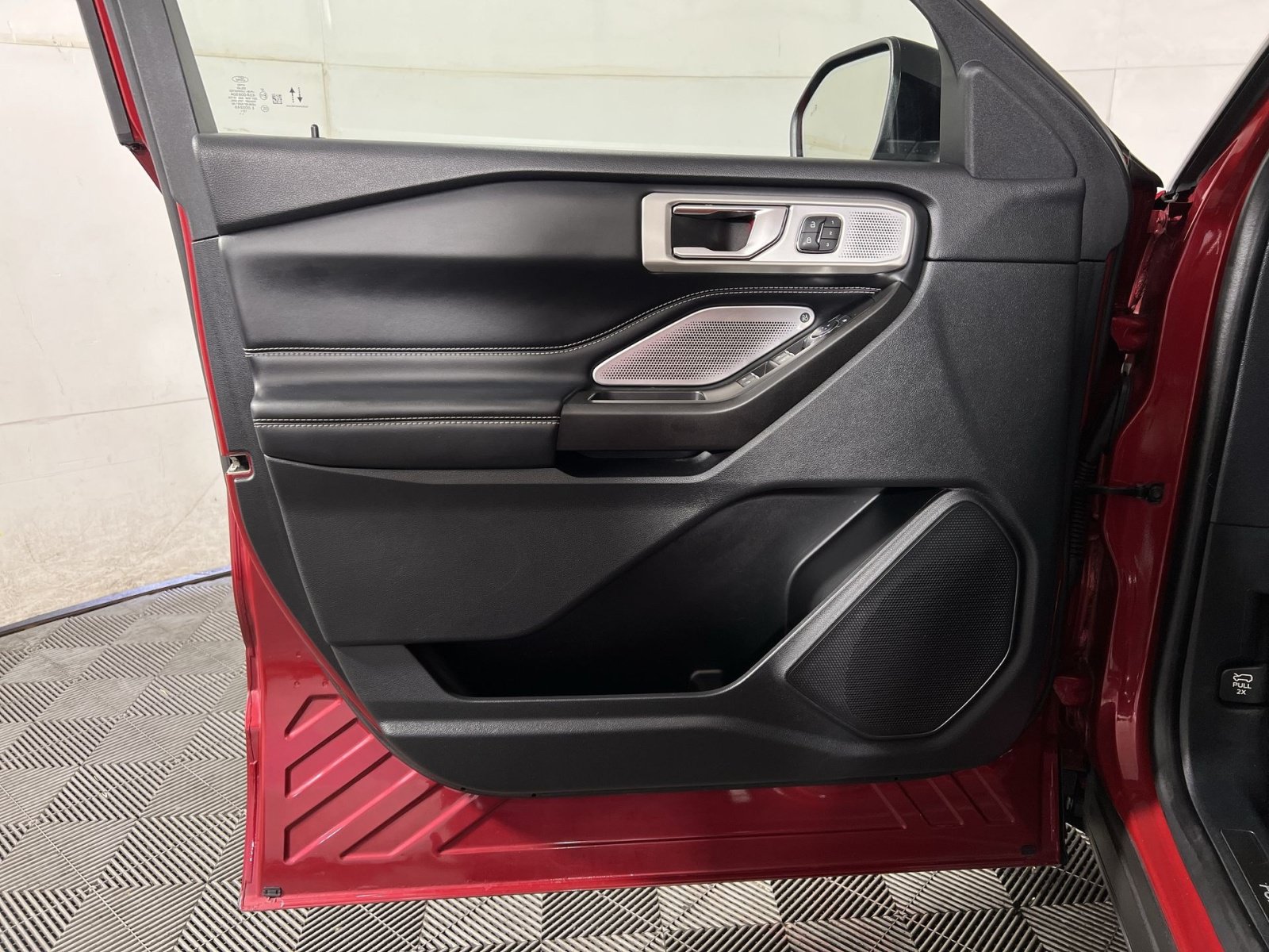 Certified 2020 Ford Explorer ST w/ ST Street Pack AWD/4WD image 14