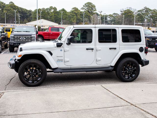 Used 2024 Jeep Wrangler Unlimited Sahara AWD/4WD image 3
