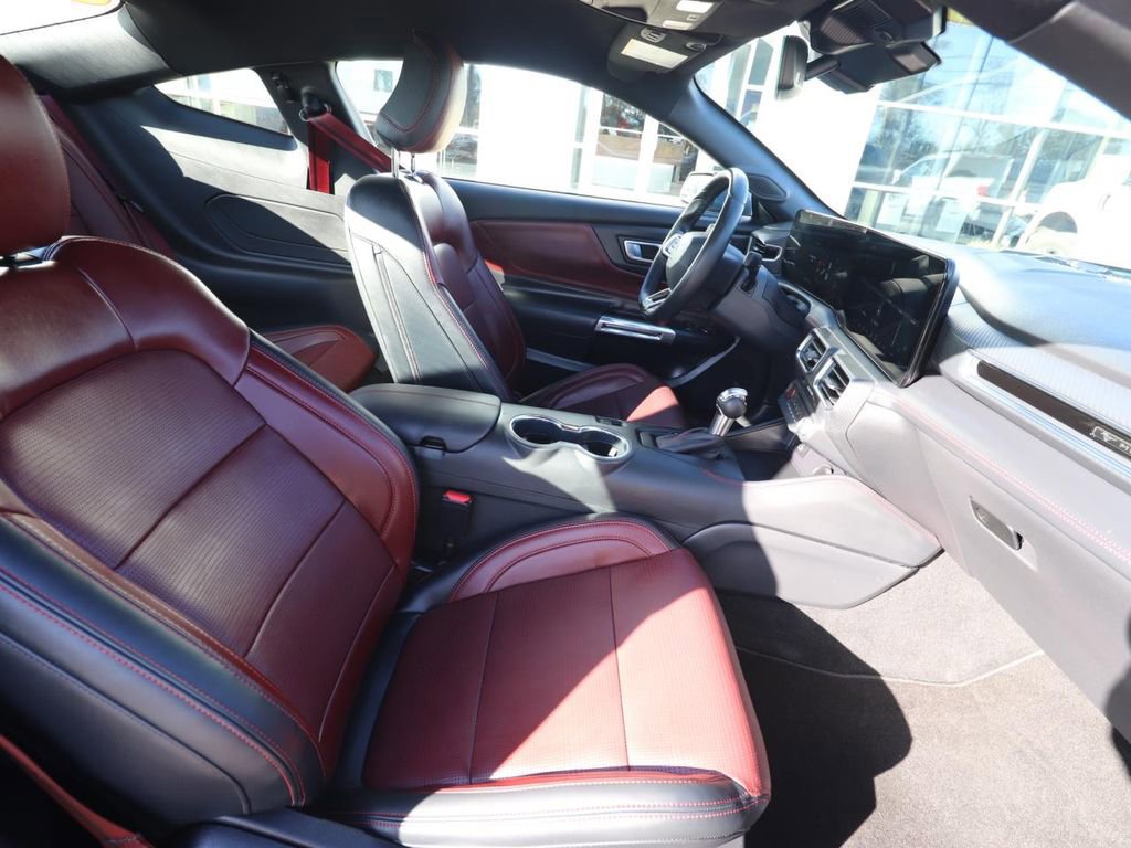 Certified 2025 Ford Mustang Premium image 14