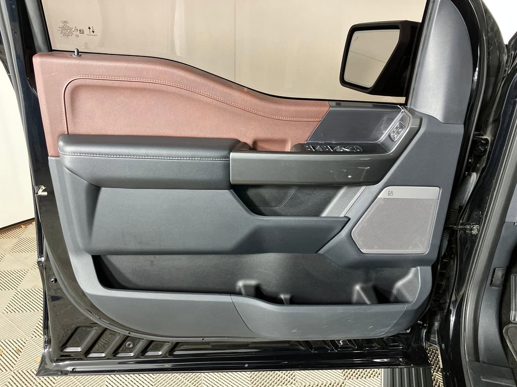 Certified 2022 Ford F150 Lariat w/ Equipment Group 502A High image 23