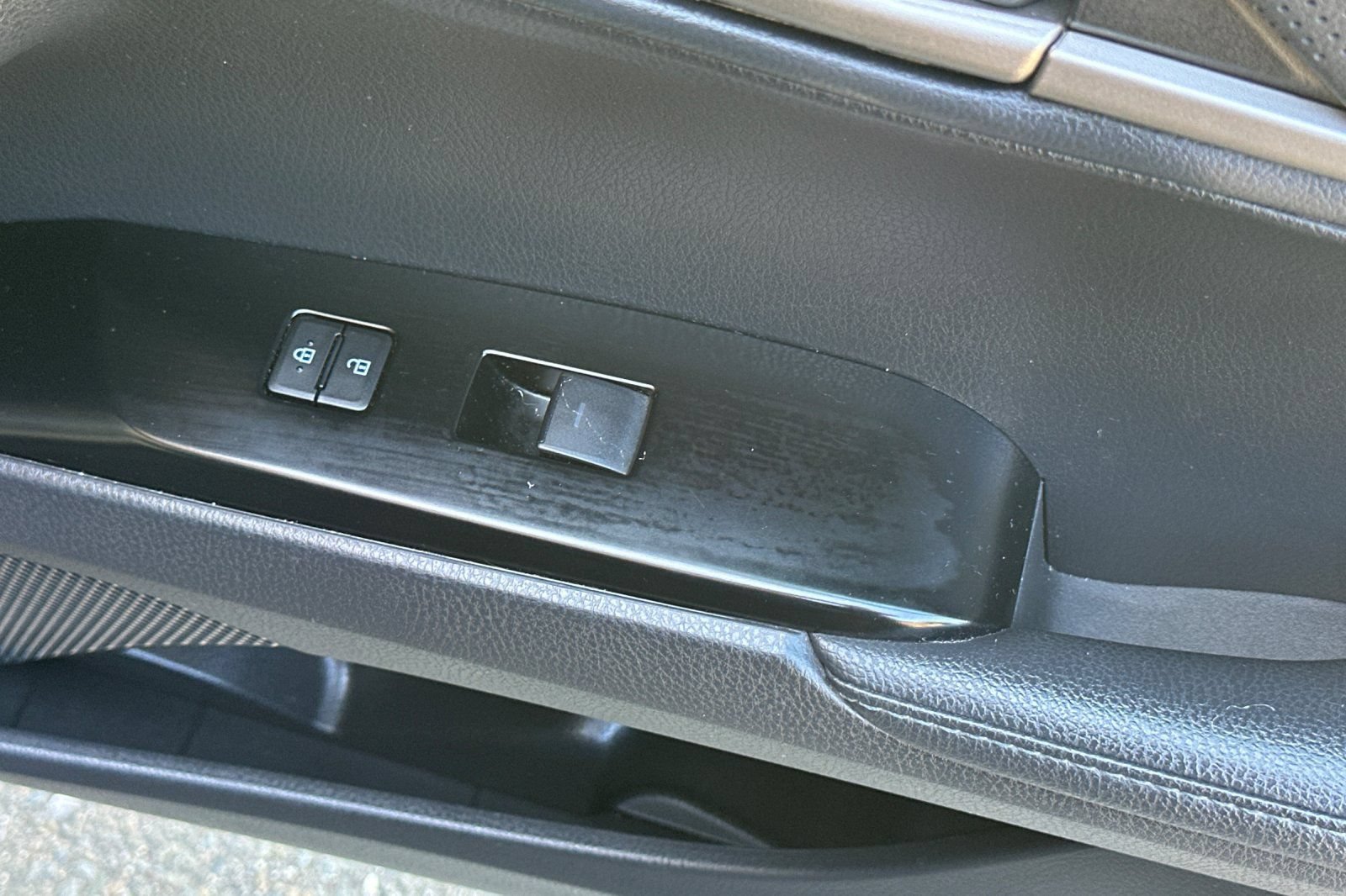 Used 2025 Toyota Camry XSE FWD image 21
