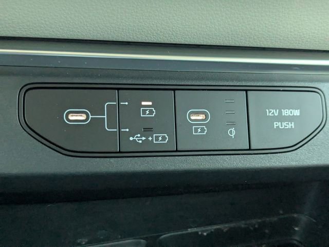 Used 2026 Kia Carnival SX Prestige image 26