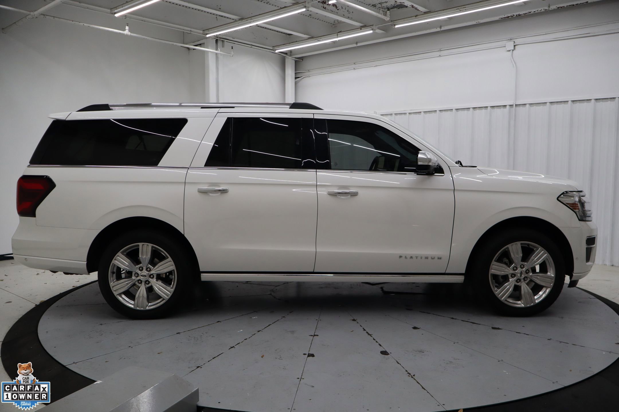 Certified 2024 Ford Expedition Max Platinum AWD/4WD image 2
