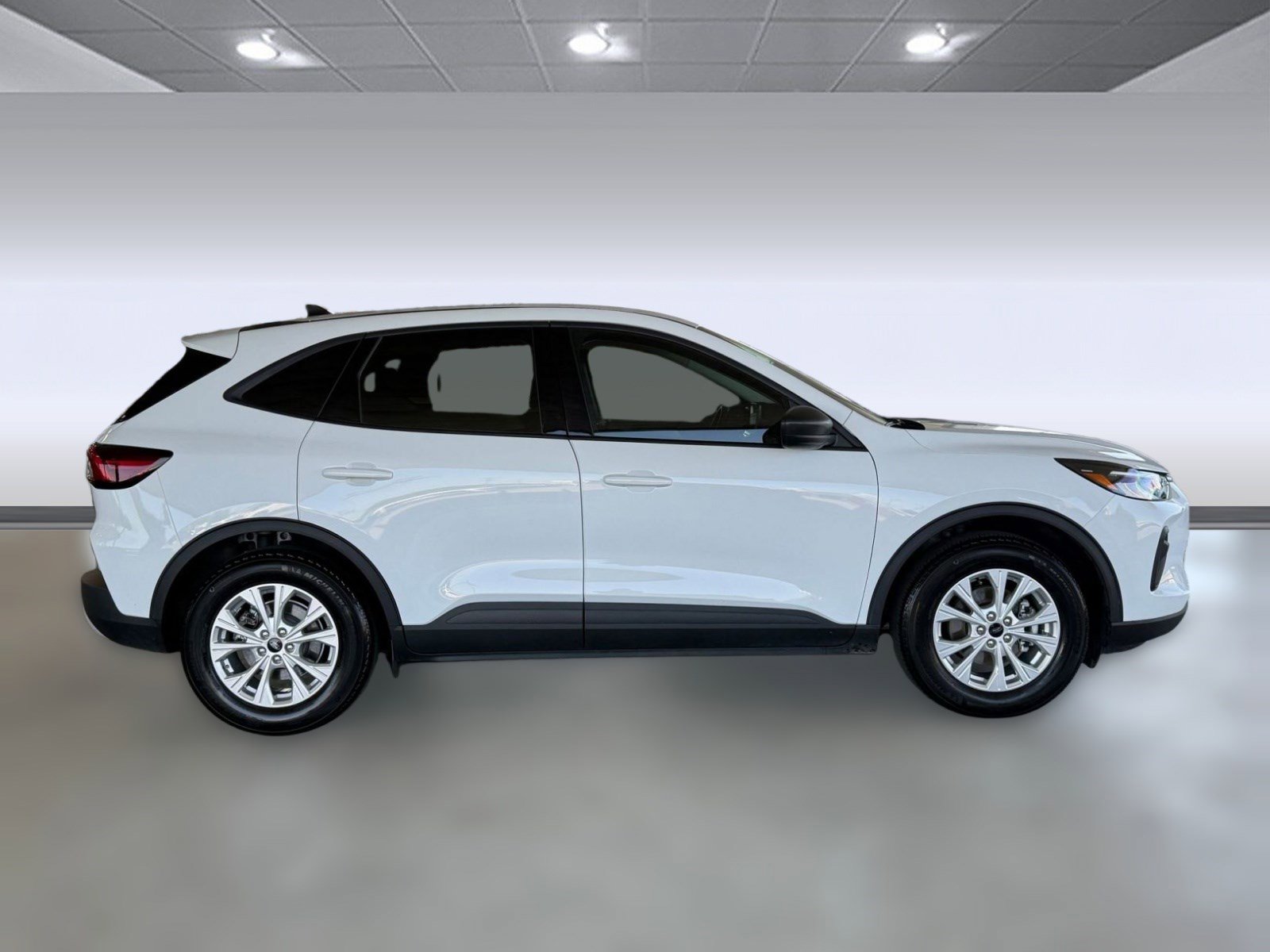 Certified 2025 Ford Escape Active FWD image 8