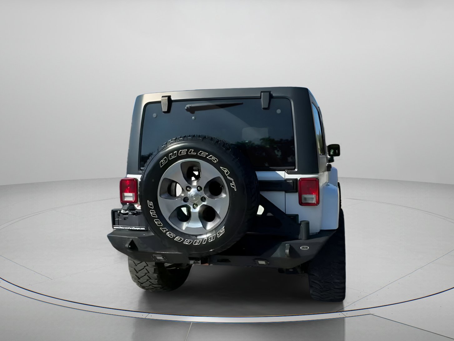 Used 2018 Jeep Wrangler Unlimited Sahara image 25