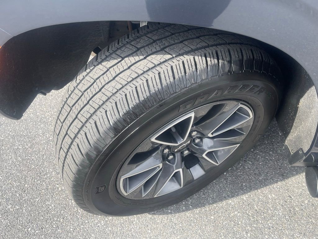 Used 2021 Chevrolet Suburban Z71 w/ Rear Media and Nav Package image 4