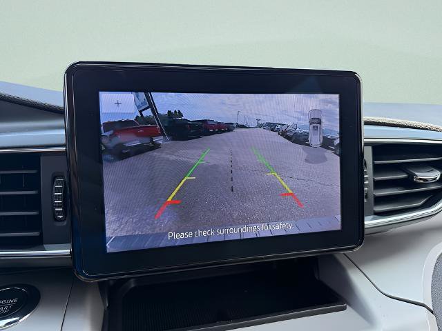 Certified 2023 Ford Explorer XLT w/ Equipment Group 202A AWD/4WD image 14