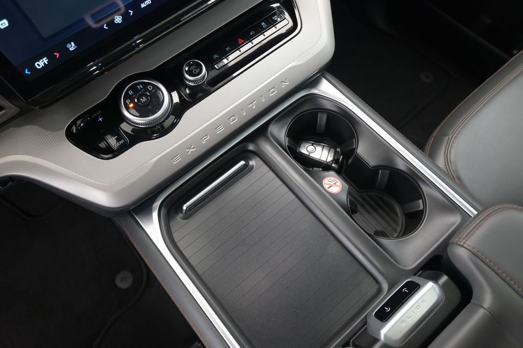 Certified 2025 Ford Expedition Active RWD image 26