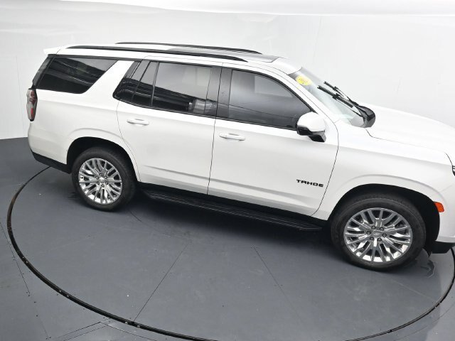 Used 2024 Chevrolet Tahoe RST w/ Luxury Package AWD/4WD image 28