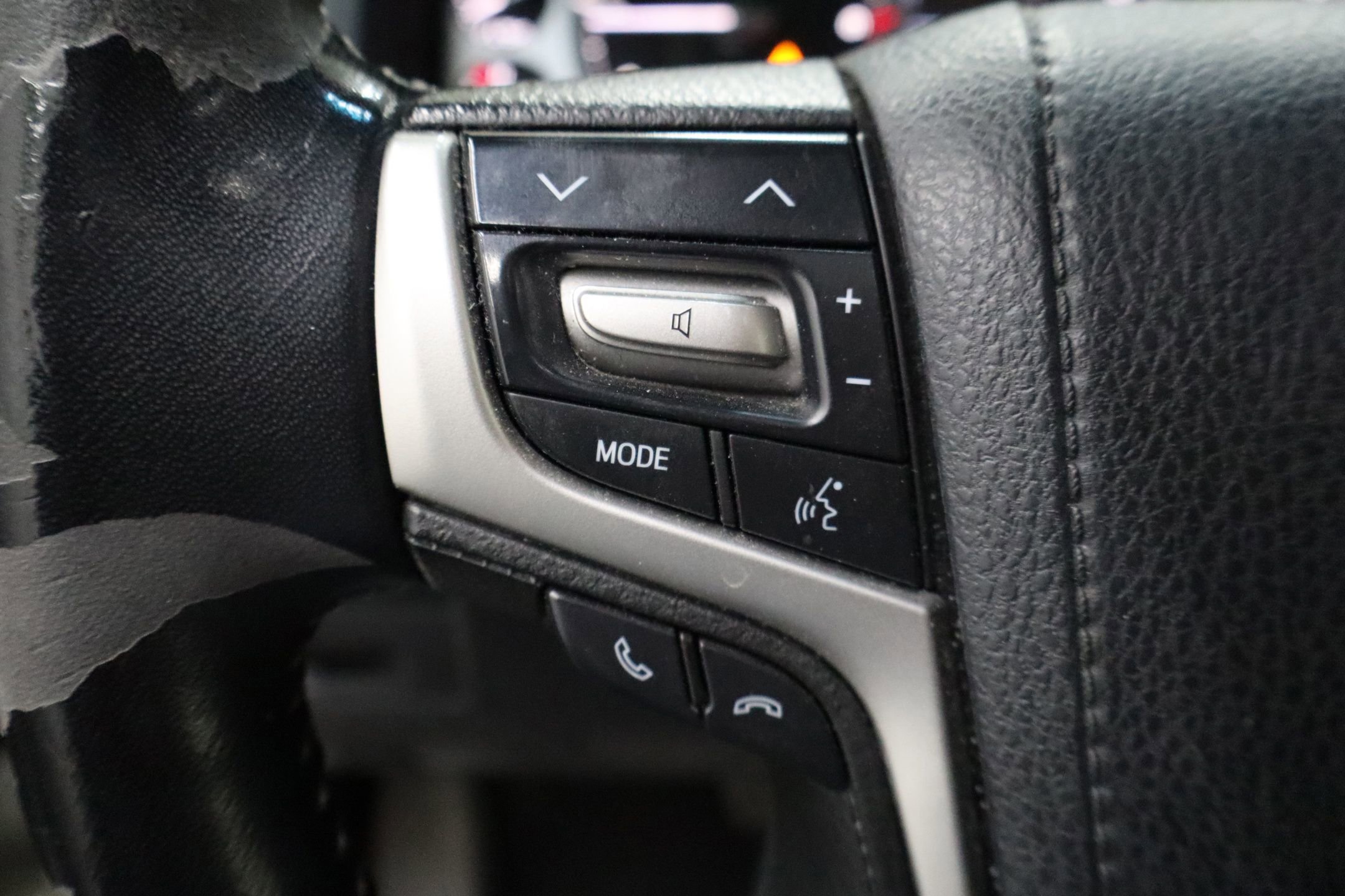 Used 2020 Toyota Land Cruiser AWD/4WD image 18