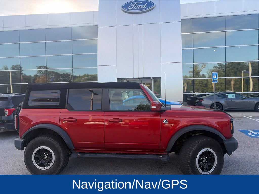 Certified 2022 Ford Bronco Outer Banks w/ Sasquatch Package AWD/4WD image 2
