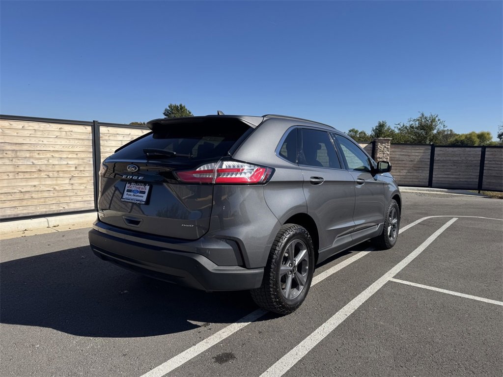 Certified 2022 Ford Edge SEL w/ Sport Appearance Package image 5