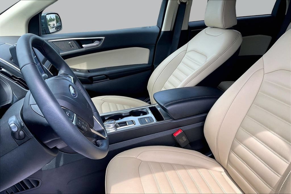 Certified 2024 Ford Edge SEL w/ Convenience Package AWD/4WD image 25