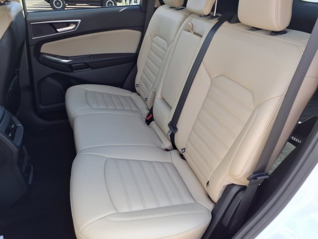 Certified 2023 Ford Edge SEL w/ Convenience Package AWD/4WD image 7